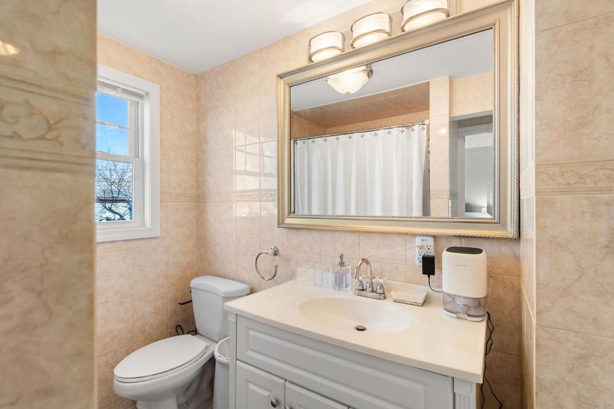 Hot Tub, Electric Bikes, Solo Stove, Projector, Smores Marblehead Exterior foto